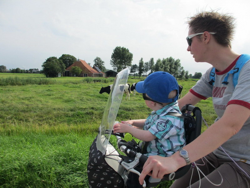 er op uit met z'n allen